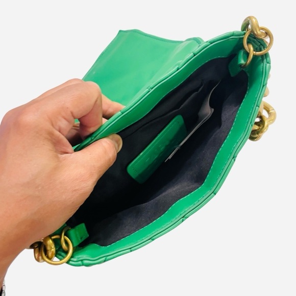 Zara Green Quilted Handbag with Gold Shoulder Chain Strap - Picture 8 of 10